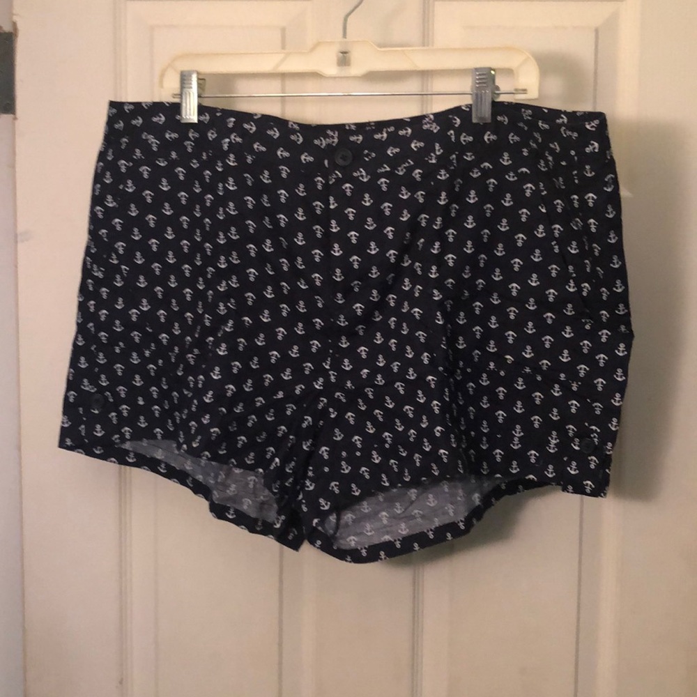 Navy blue GAP Anchor shorts